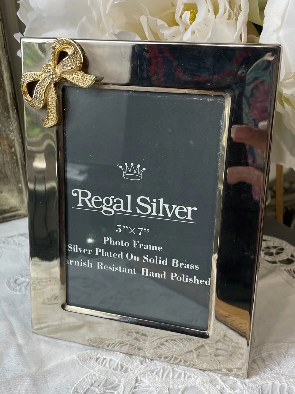 Regal Silver 5 x 7 picture frame gold bow